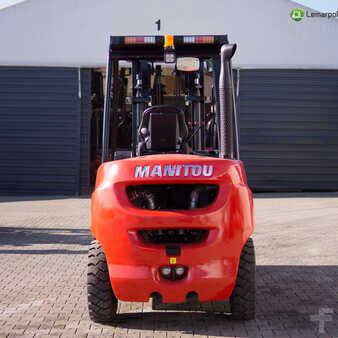 Wózki widłowe diesel 2024  Manitou Mi50D (3)