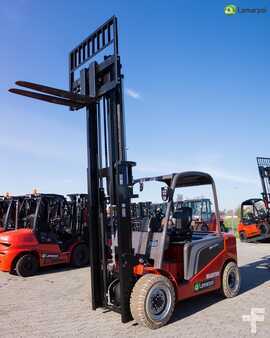 El truck - 4 hjulet 2023  Manitou ME 450 (26)