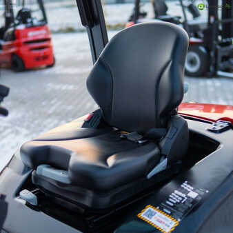 Diesel heftrucks 2022  Manitou MI 30D (5)
