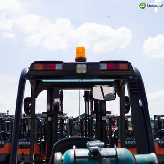 LPG heftrucks 2024  Manitou MI 30G (2)