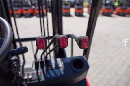 LPG heftrucks 2024  Manitou MI 30G (6)
