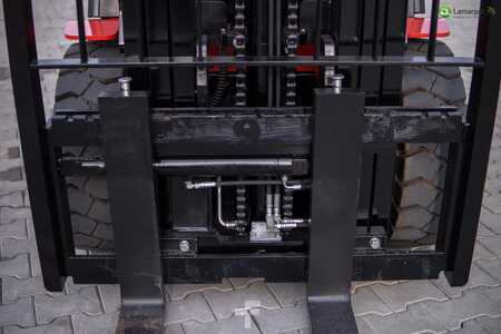 LPG heftrucks 2024  Manitou MI 30G (10)