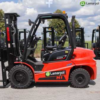 Diesel heftrucks 2022  Manitou MI 30D (1)