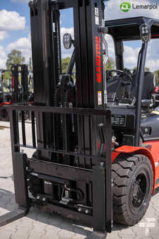 Diesel heftrucks 2022  Manitou MI 30D (11)