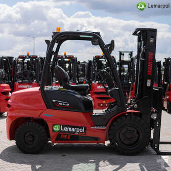 Diesel heftrucks 2022  Manitou MI 30D (7)