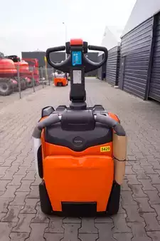 Elektromos emelőkocsik 2024  Toyota LPE200 (9)