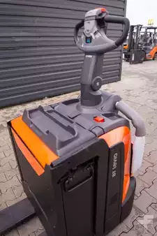 Elektromos emelőkocsik 2024  Toyota LPE200 (2)