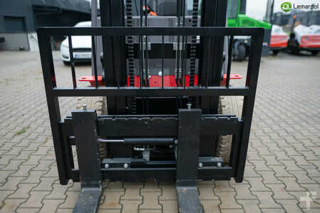 Chariots électriques à 4 roues 2025  Manitou ME 450 (25)