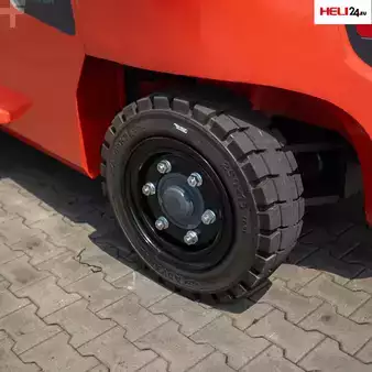 Elektromos 4 kerekű 2025  Heli CPD 85 (26)