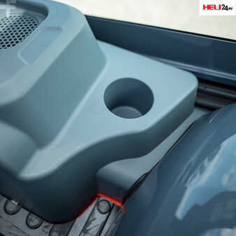 Eléctrico - 4 rodas 2025  Heli CPD 100 (18)