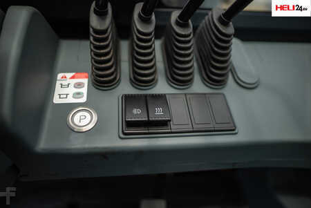 Eléctrico - 4 rodas 2025  Heli CPD 100 (25)