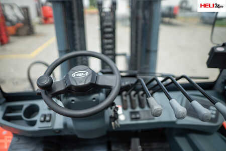 Eléctrico - 4 rodas 2025  Heli CPD 100 (24)