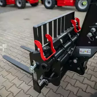 Telescopic forklift rigid 2025  Manitou MT 735 (31)