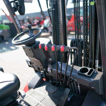 Electric - 4 wheels 2024  Manitou ME 425 C (13)