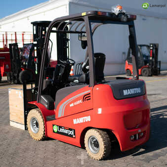 Electric - 4 wheels 2024  Manitou ME 425 C (2)