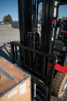 Electric - 4 wheels 2024  Manitou ME 425 C (4)