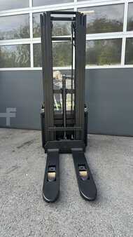 Hochhubwagen 2024  Cesab S 212L (7)