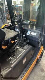 Dieselstapler 2005  Still RX 70-30 i (10)