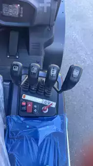 Dízel targoncák 2025  Bobcat D35NXS (5)