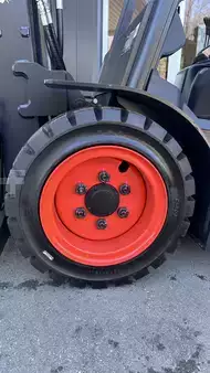 Dízel targoncák 2025  Bobcat D25NXS (13)