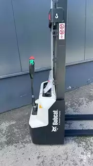 Magasemelésű béka 2026  Bobcat LSM12N (7)