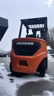 Dízel targoncák 2022  Doosan D35NXS (5)