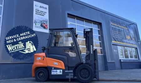Dieselstapler 2023  Doosan D30NXS (1)