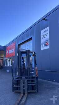 Dieselstapler 2023  Doosan D30NXS (8)