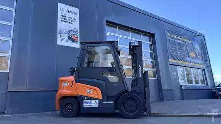 Chariots élévateurs diesel 2023  Doosan D30NXS (7)