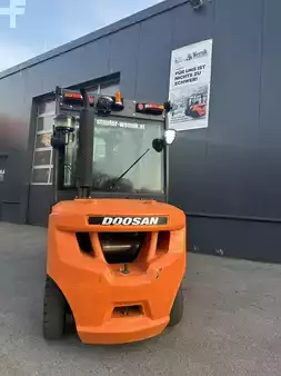 Dieselstapler 2019  Doosan D35C-7 (3)