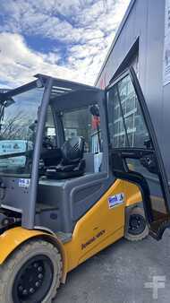 Sähkö - 4 pyör 2022  Jungheinrich EFG S50 (10)