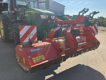 Kuhn BP 8300