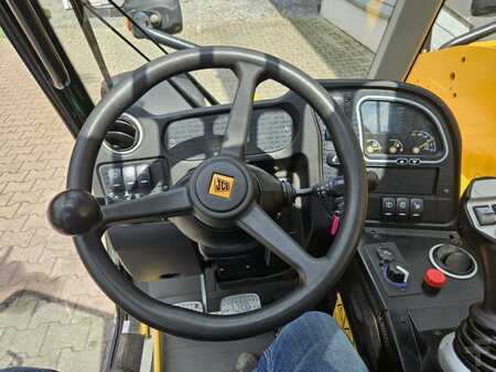 Sollevatori telescopici rigidi 2019  JCB 525-60 (12)