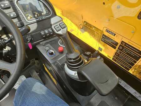 Sollevatori telescopici rigidi 2019  JCB 525-60 (14)