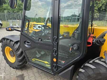 Sollevatori telescopici rigidi 2019  JCB 525-60 (18)