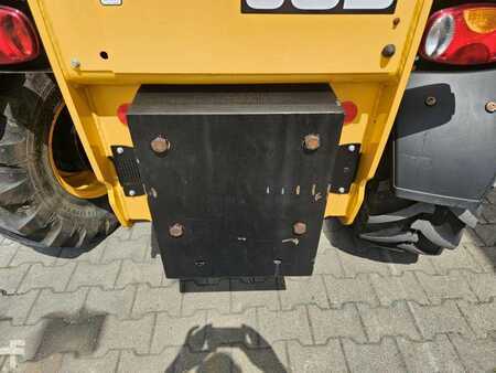 Sollevatori telescopici rigidi 2019  JCB 525-60 (6)