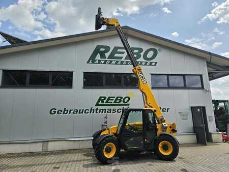 Sollevatori telescopici rigidi 2019  JCB 525-60 (8)