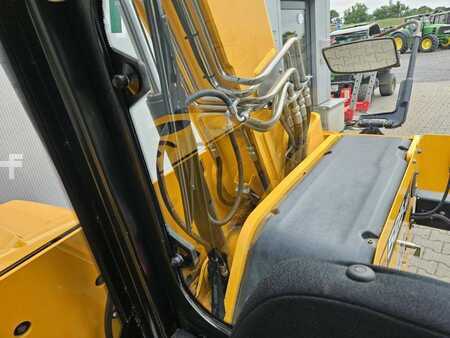 Manipulador fijo 2019  JCB 525-60 (10)