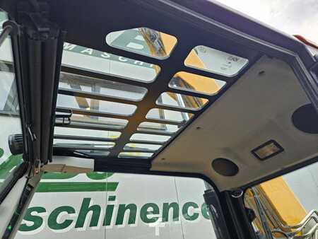 Manipulador fijo 2019  JCB 525-60 (16)