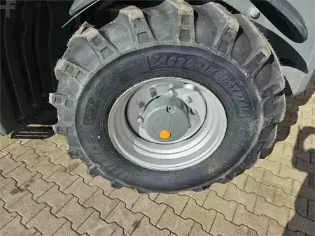 Chariots téléscopiques fixes 2022  Kramer KT 559 (17)