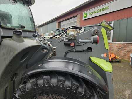 Teleskopstapler-Starr 2015  Claas SCORPION 7044 VARIPOWER (16)