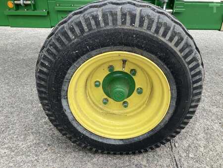 Miscelaneo 2016  John Deere SCHNEIDWERK 630X (19)