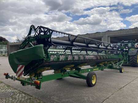 Miscelaneo 2016  John Deere SCHNEIDWERK 630X (2)