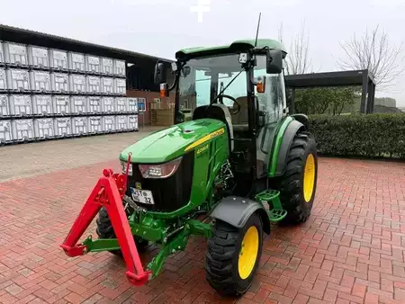 Övrigt 2024  John Deere 4066R (1)
