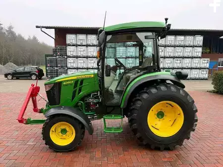 Altri 2024 John Deere 4066R (3)