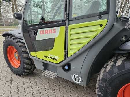 Telescopic forklift rigid 2017  Claas Scorpion 7035 (18)