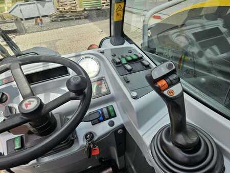 Telescopic forklift rigid 2014  Kramer 2506 (13)