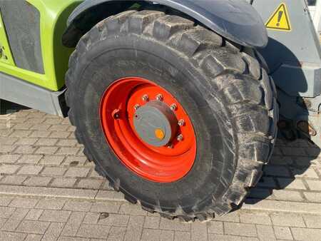 Claas Scorpion 7050 Varipower