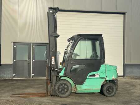 Dieselový VZV 2020  Mitsubishi FD25NT (1)