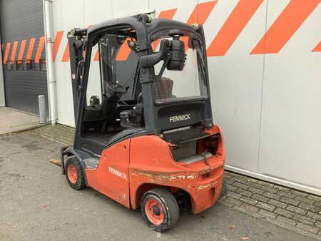 Carrelli elevatori diesel 2009  Linde H18D (2)